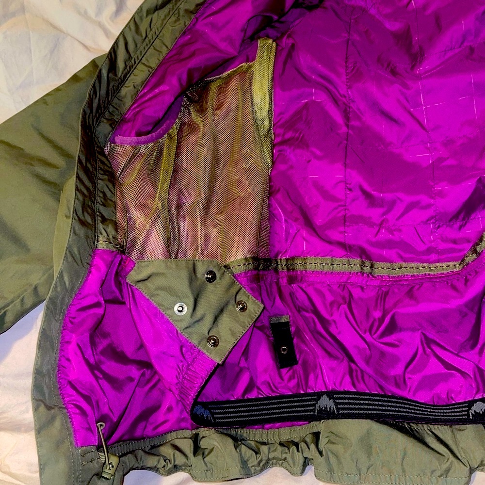 Burton Green Ski & Snowboard Jacket with High Collar - Picture 10 of 12